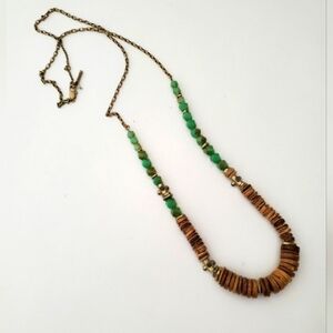 Kenneth Cole Flapper Necklace. Green Beach Crystal and Wood Adjustable 42"